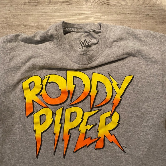 2016 WWE Roddy Piper T-Shirt Men’s Size Medium - Picture 2 of 4